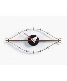 Horloge bois et laiton forme Oeil - Vitra Home Complements