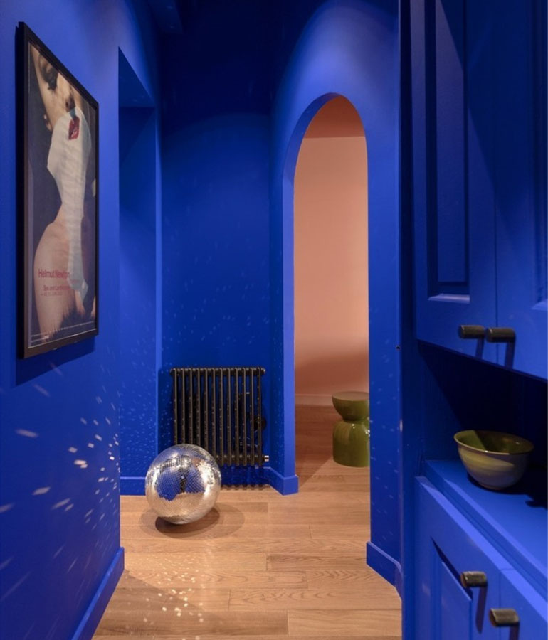 Bleu Klein 01.jpg